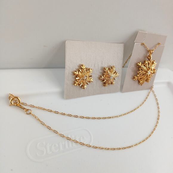 Avon Gold Tone Snowflake Necklace & Earrings Set with Clear Rhinestones Elegant - Picture 6 of 8